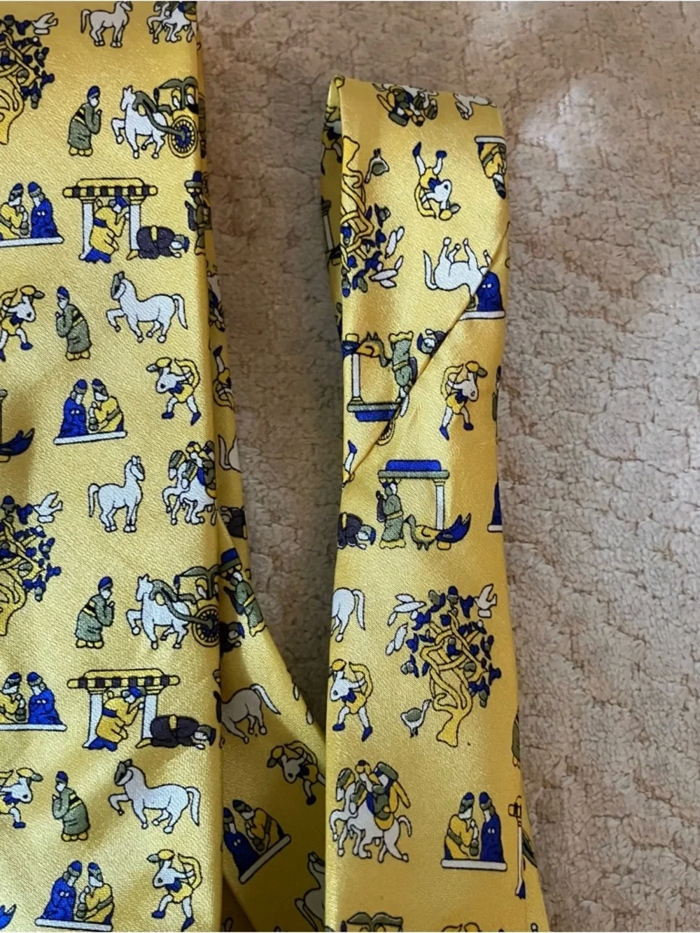 Men's Necktie Tie 100% Silk Yellow Asian Warrior Horses Temples Print